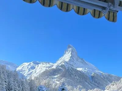 Aussicht von Balkon im Winter