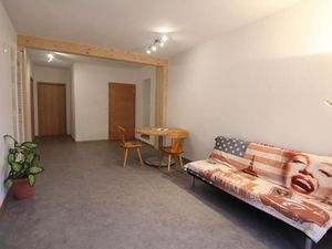 21877889-Ferienwohnung-8-Zernez-300x225-4