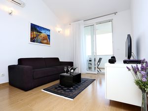 23931024-Ferienwohnung-6-Zečevo Rogozničko-300x225-1