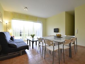 21848933-Ferienwohnung-6-Zierow-300x225-1