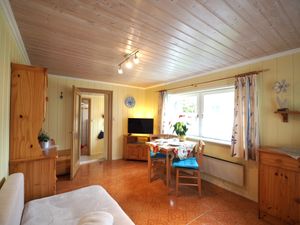 21609979-Ferienwohnung-3-Zingst (Ostseebad)-300x225-3