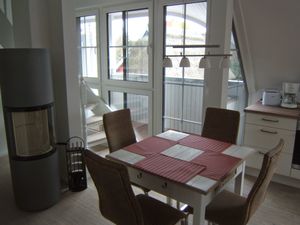 23059123-Ferienwohnung-4-Zingst (Ostseebad)-300x225-2