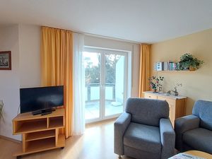 23511927-Ferienwohnung-4-Zingst (Ostseebad)-300x225-1