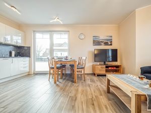 23540963-Ferienwohnung-4-Zingst (Ostseebad)-300x225-3