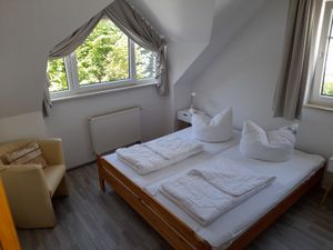 23500164-Ferienwohnung-2-Zingst (Ostseebad)-300x225-5