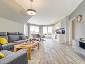 23393286-Ferienwohnung-4-Zingst (Ostseebad)-300x225-1