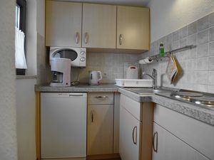 19406051-Ferienwohnung-2-Zingst (Ostseebad)-300x225-4