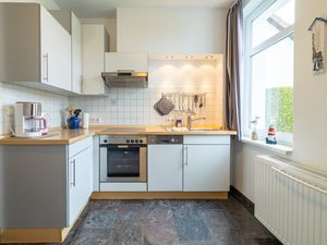 21677315-Ferienwohnung-6-Zingst (Ostseebad)-300x225-3