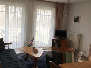 21972281-Ferienwohnung-4-Zingst (Ostseebad)-300x225-4