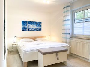 23021061-Ferienwohnung-4-Zingst (Ostseebad)-300x225-4