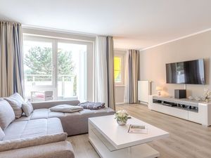 23323764-Ferienwohnung-4-Zingst (Ostseebad)-300x225-1