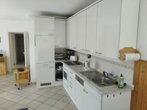 23438141-Ferienwohnung-3-Zingst (Ostseebad)-300x225-1