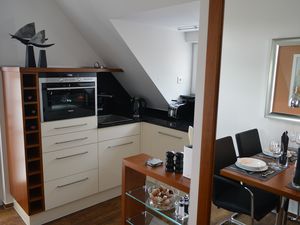 23977028-Ferienwohnung-4-Zingst (Ostseebad)-300x225-5