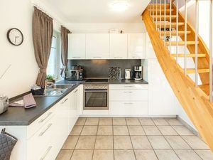 23676357-Ferienwohnung-6-Zingst (Ostseebad)-300x225-3