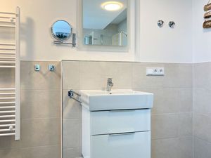 23701074-Ferienwohnung-4-Zingst (Ostseebad)-300x225-4