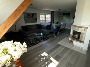 23997471-Ferienwohnung-8-Zingst (Ostseebad)-300x225-5