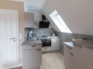 23881107-Ferienwohnung-2-Zingst (Ostseebad)-300x225-5