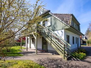 Treppe zur Ferienwohnung Fischland.