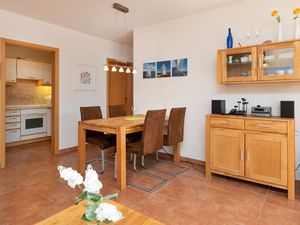 23871366-Ferienwohnung-3-Zingst (Ostseebad)-300x225-5