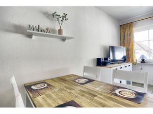 23871384-Ferienwohnung-4-Zingst (Ostseebad)-300x225-3