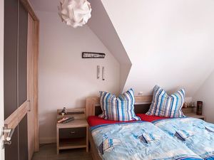 23871405-Ferienwohnung-4-Zingst (Ostseebad)-300x225-2