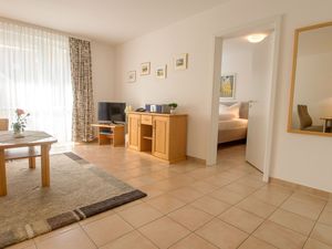 23871439-Ferienwohnung-2-Zingst (Ostseebad)-300x225-3