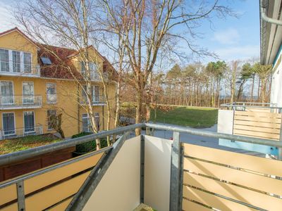 Blick vom Balkon auf die Deichpromenade