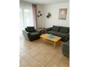 23871444-Ferienwohnung-4-Zingst (Ostseebad)-300x225-1