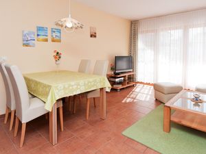 23871530-Ferienwohnung-3-Zingst (Ostseebad)-300x225-2