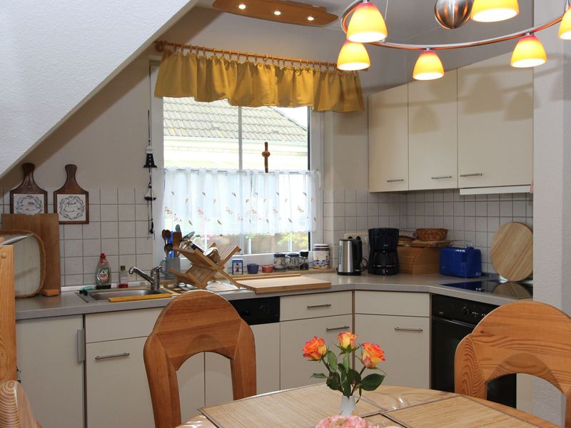 23885668-Ferienwohnung-4-Zingst (Ostseebad)-800x600-1