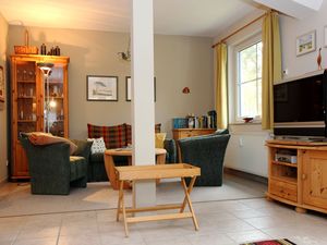 23885668-Ferienwohnung-4-Zingst (Ostseebad)-300x225-2