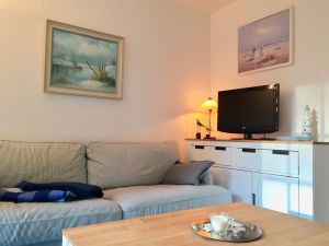 23833302-Ferienwohnung-4-Zingst (Ostseebad)-300x225-1