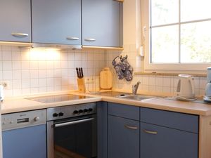 23833318-Ferienwohnung-4-Zingst (Ostseebad)-300x225-1