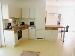 23833467-Ferienwohnung-2-Zingst (Ostseebad)-300x225-1