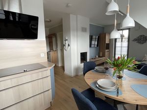 23833523-Ferienwohnung-4-Zingst (Ostseebad)-300x225-3