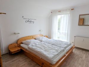 23879688-Ferienwohnung-5-Zingst (Ostseebad)-300x225-4