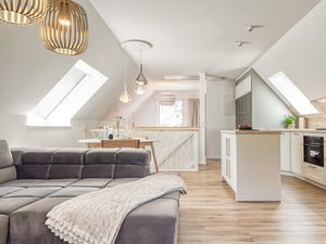 21667713-Ferienwohnung-2-Zingst (Ostseebad)-300x225-4