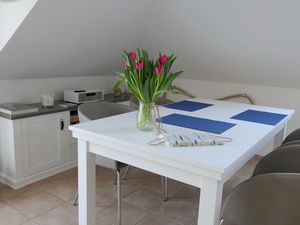 23871368-Ferienwohnung-2-Zingst (Ostseebad)-300x225-2