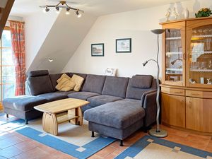 23871340-Ferienwohnung-4-Zingst (Ostseebad)-300x225-2