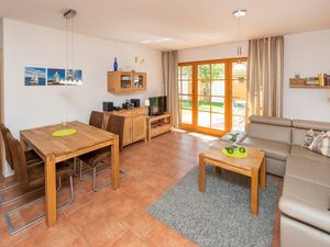 23871366-Ferienwohnung-3-Zingst (Ostseebad)-300x225-2