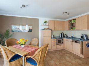 23871456-Ferienwohnung-4-Zingst (Ostseebad)-300x225-3