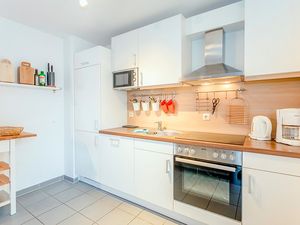 23948600-Ferienwohnung-4-Zingst (Ostseebad)-300x225-5