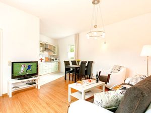 23971494-Ferienwohnung-2-Zingst (Ostseebad)-300x225-1