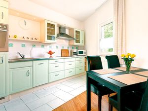 23971494-Ferienwohnung-2-Zingst (Ostseebad)-300x225-4