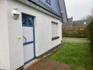 24017495-Ferienwohnung-4-Zingst (Ostseebad)-300x225-2