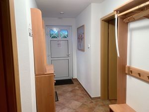 24017495-Ferienwohnung-4-Zingst (Ostseebad)-300x225-3