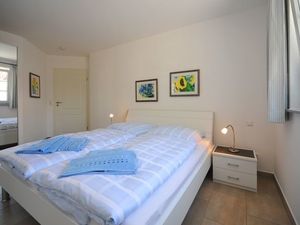 24017505-Ferienwohnung-4-Zingst (Ostseebad)-300x225-5