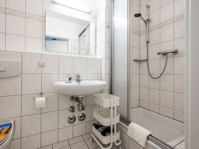 Badezimmer mit Dusche