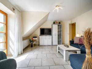 24016001-Ferienwohnung-3-Zingst (Ostseebad)-300x225-5