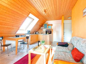 23939267-Ferienwohnung-3-Zingst (Ostseebad)-300x225-3